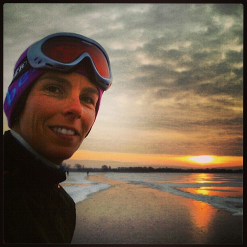 Vanmorgen om 9 uur alleen met de elementen...wat is schaatsen toch leuk #natuurijs  #schaatsen  #belterwiede #sunrise