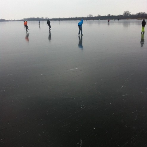 Zwartijs 5e plas #natuurijs rondje 5 km heerlijk. Wel koud.
