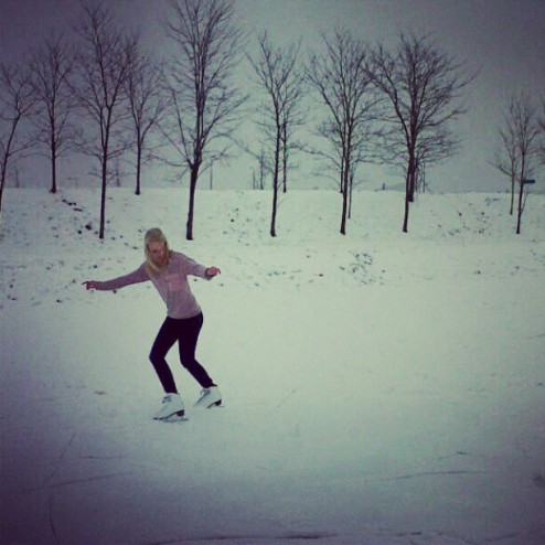 #me #skating #natuurijs #snow #engelen