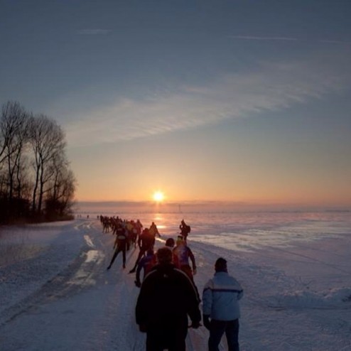 11 februari 2012, alweer twee jaar geleden! Heroïsch was het! #elfstedentocht #fryslan #natuurijs #schaatsen #helden #memories #sunset