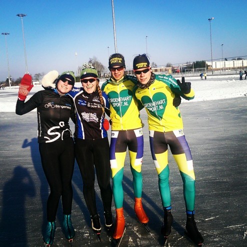 Schaatsen met de ???????? #schaatsen #natuurijs #sneeuw #ammerstol #zonnetje
