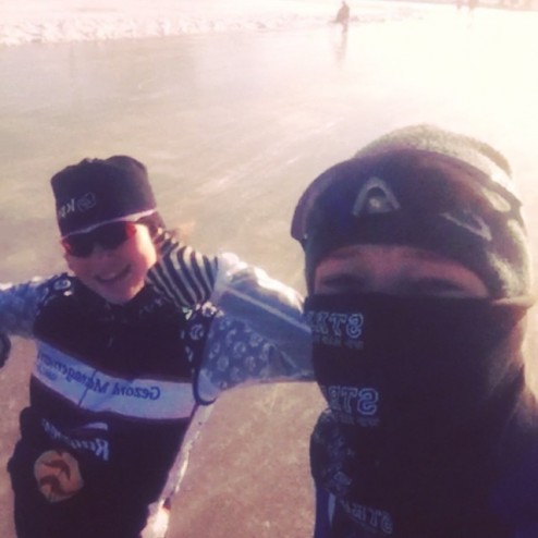 Eerste rondjes op #natuurijs in ammerstol #schaatsen