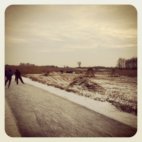 Tussen de Belterwijde en Beulakerwijde, winterwonderland. #natuurijs #sportevent