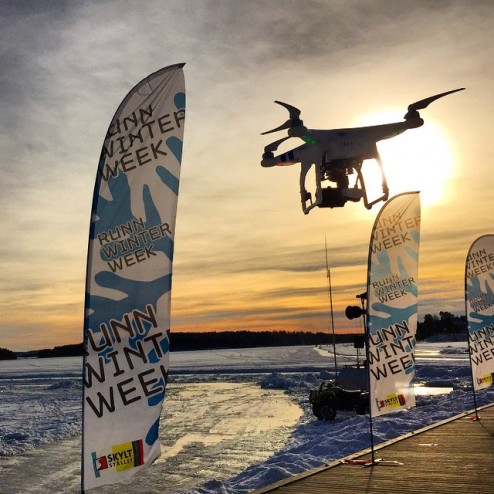 Filmar denna vecka åt @runnwinterweek med #drönare. Vilket vackert väder idag ???? Perfekt för flygning #runnwinterweek #runnlake #runn #Falun #dalarna #Sweden #djiphantom2 #gopro @visitsweden_ned #natuurijs @djiglobal