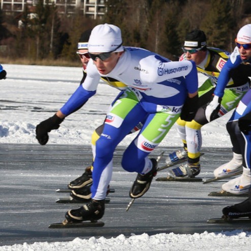 #Weissensee #schaatsen #natuurijs #gwproductions #zonnetje #hardlabeur