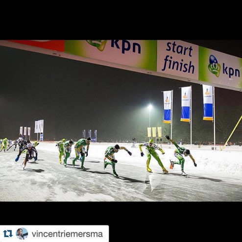 #Repost @vincentriemersma with @repostapp.
???
Hij komt!! #ofniet #natuurijskoorts #natuurijs #haaksbergen #sprintjeomdederdeplaats #groeneveldwon #marathonschaatsen #unox #throwback #winter #2013