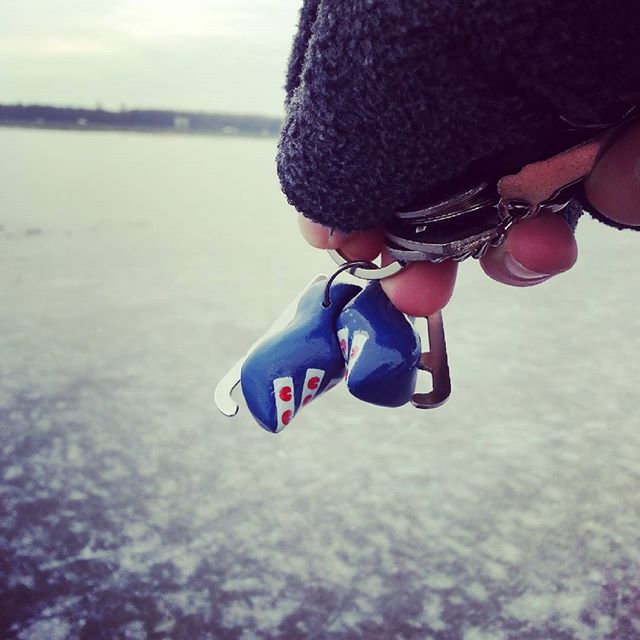 Throwback, twee weken geleden toch nog kunnen schaatsen op natuurijs. En ook nog eens een vet mooi natuurgebied. #fryslan #schaatsen #natuurijs #winter #fryslanboppe #stiekemnetoverdegrensdusgroningensssst