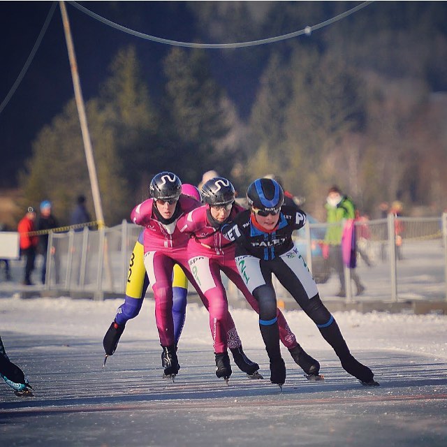 AKM Weissensee #vivapalet #natuurijs #schaatsen